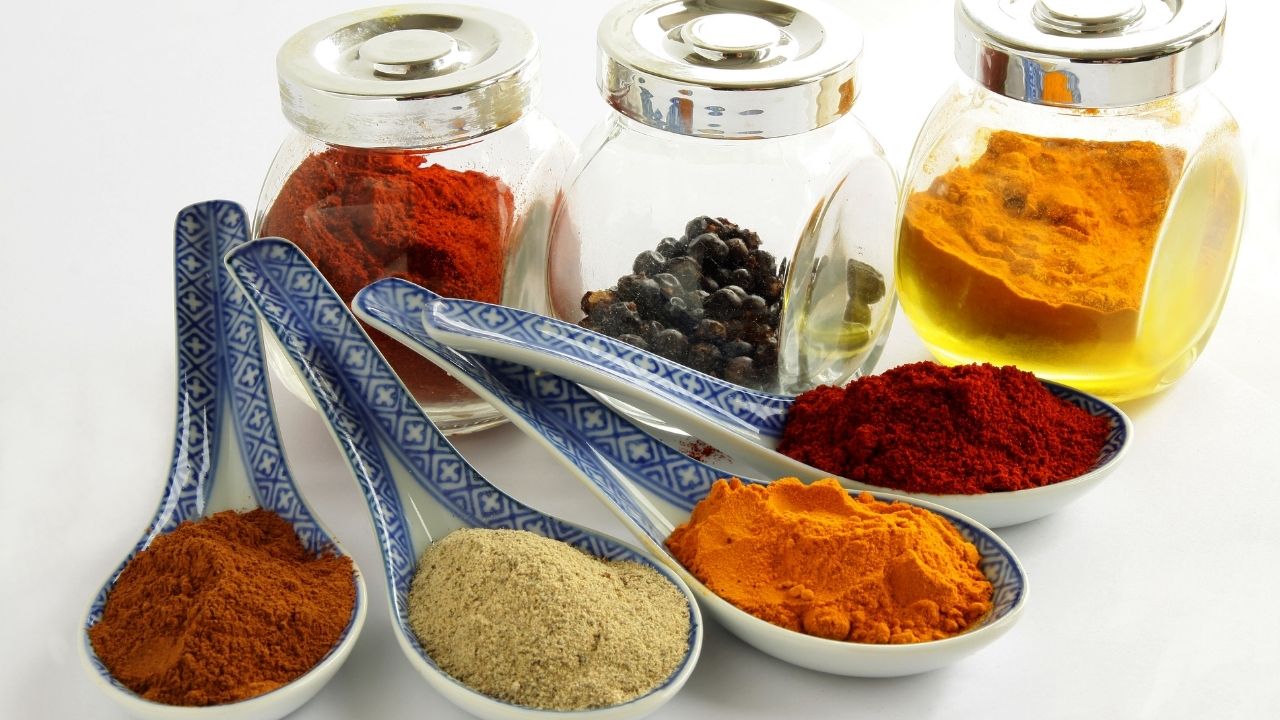 Spices and Condiments Cultivation, Processing and Extraction with Formulation, Ground and Processed Spices, Grinding of Whole Spices, Indian Kitchen Spices Product Mix, Kitchen Masala Powder Manufacturing